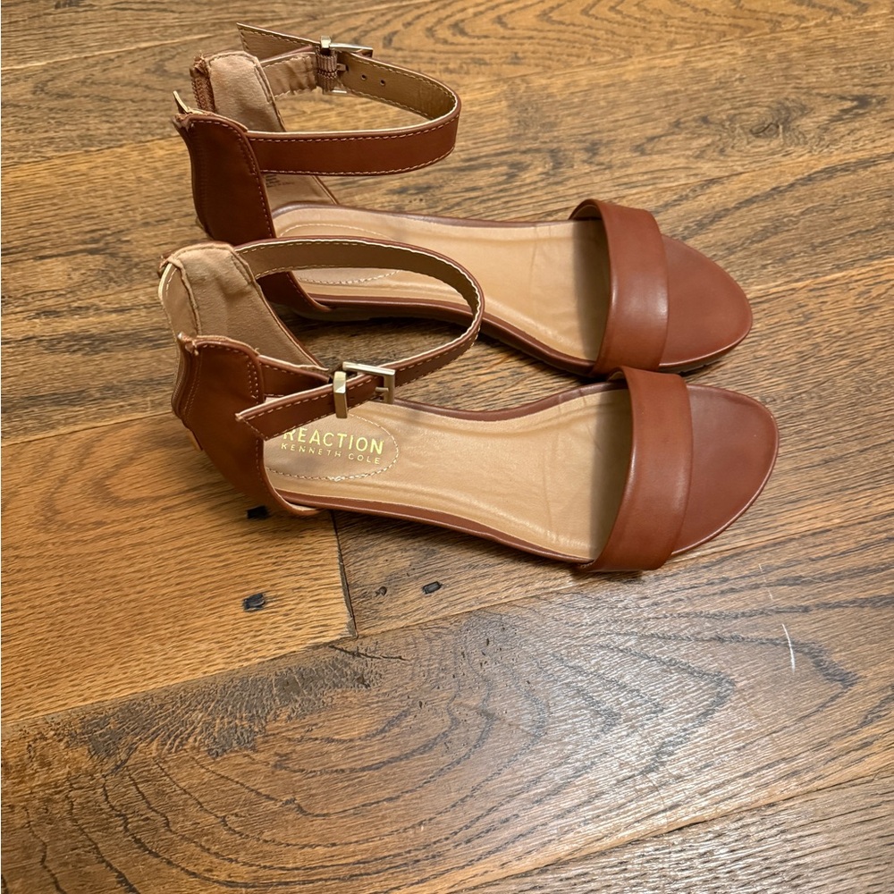 Reaction Kenneth Cole Women's Brown Sandals